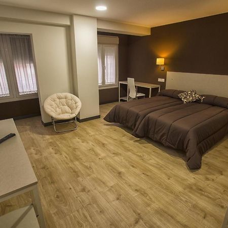 Hostal Elvira اراندا دي دويرو المظهر الخارجي الصورة