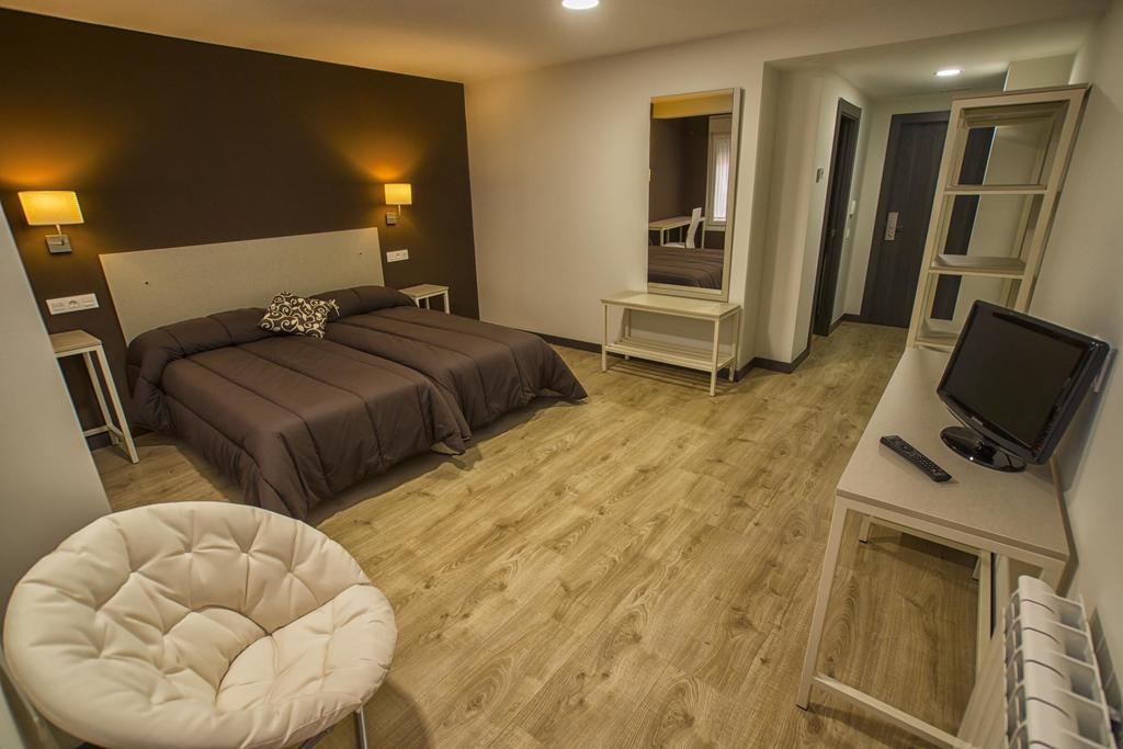 Hostal Elvira اراندا دي دويرو المظهر الخارجي الصورة
