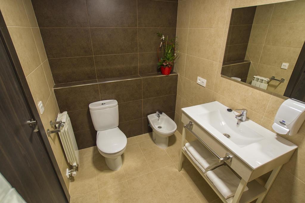 Hostal Elvira اراندا دي دويرو المظهر الخارجي الصورة