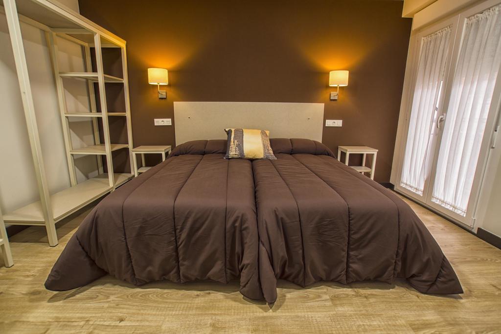 Hostal Elvira اراندا دي دويرو الغرفة الصورة